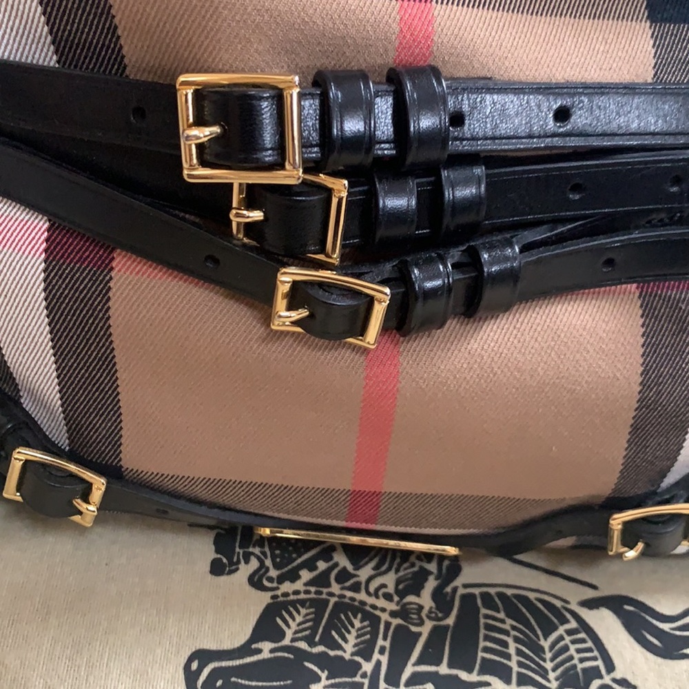 Authentic Burberry Medium To Large Size - image 2
